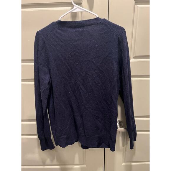 J.Crew Italian Cashmere v neck sweater - Picture 4 of 4
